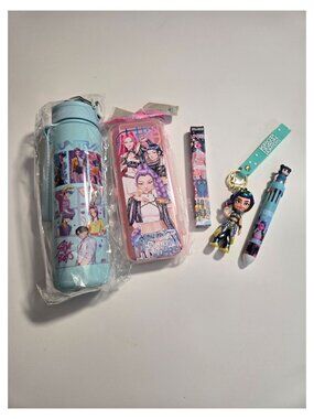 K-Pop Demon Hunters Hunters Brand 5-Piece Merchandise Bundle Set — Teal & Pink
